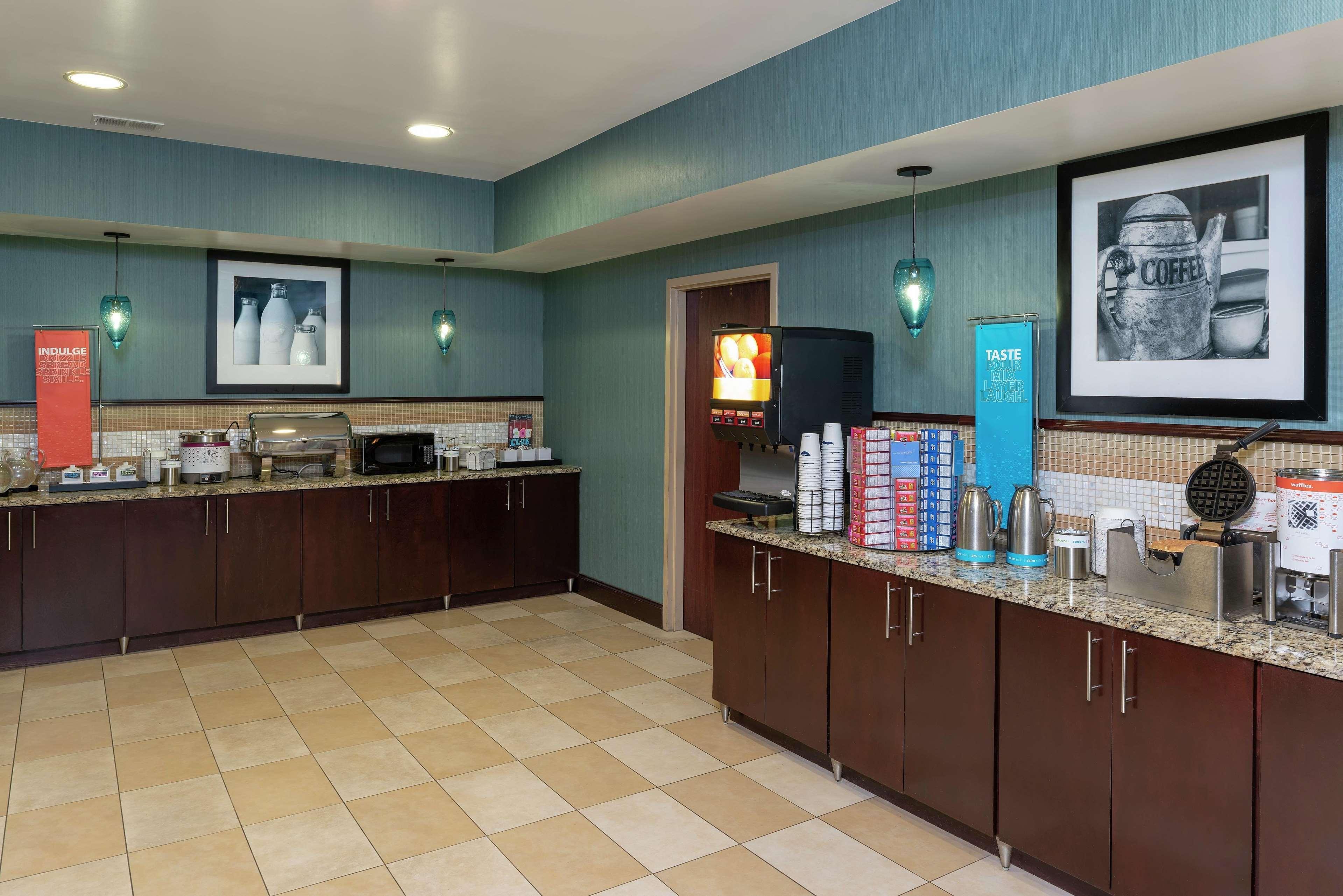 Hampton Inn East Lansing Exterior foto