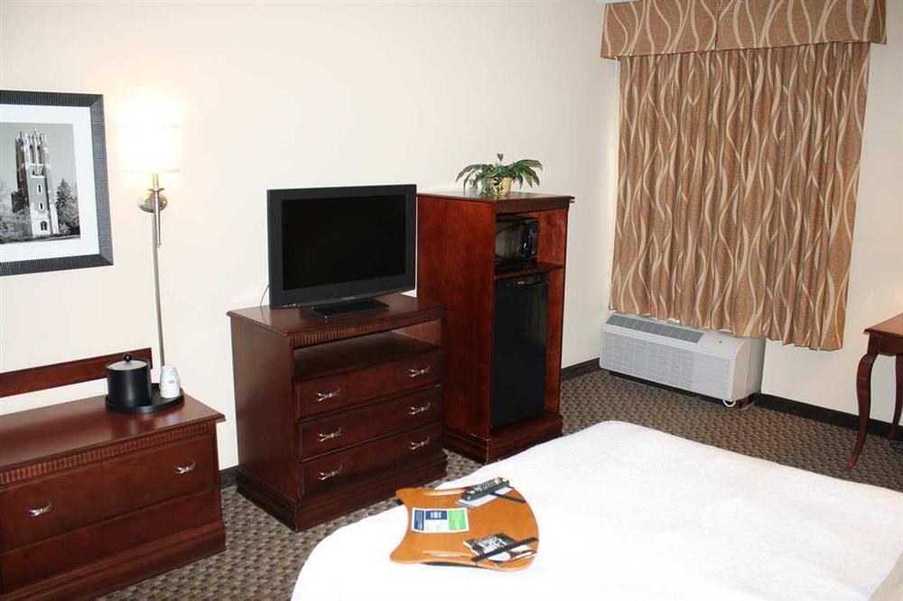 Hampton Inn East Lansing Cameră foto