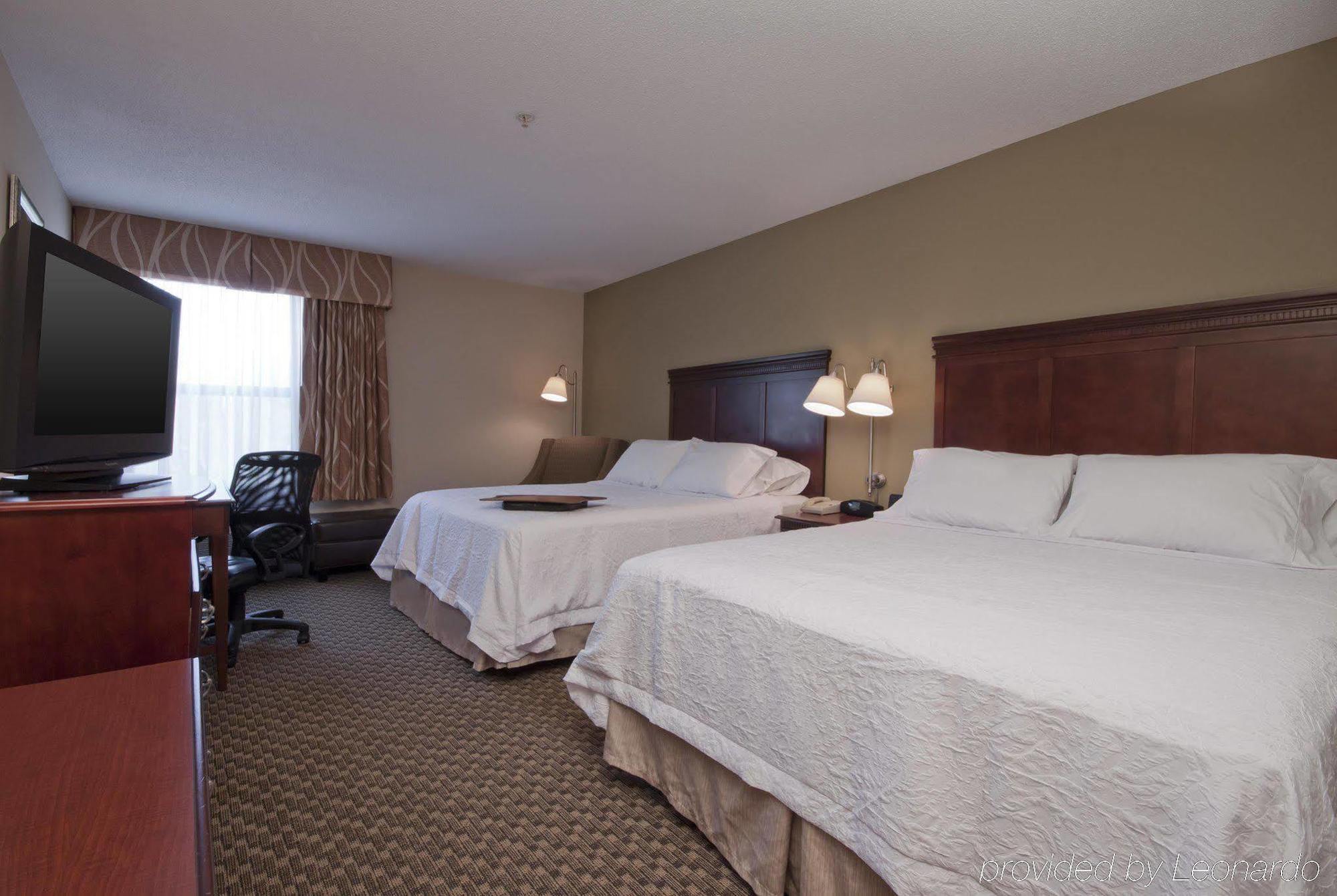 Hampton Inn East Lansing Exterior foto