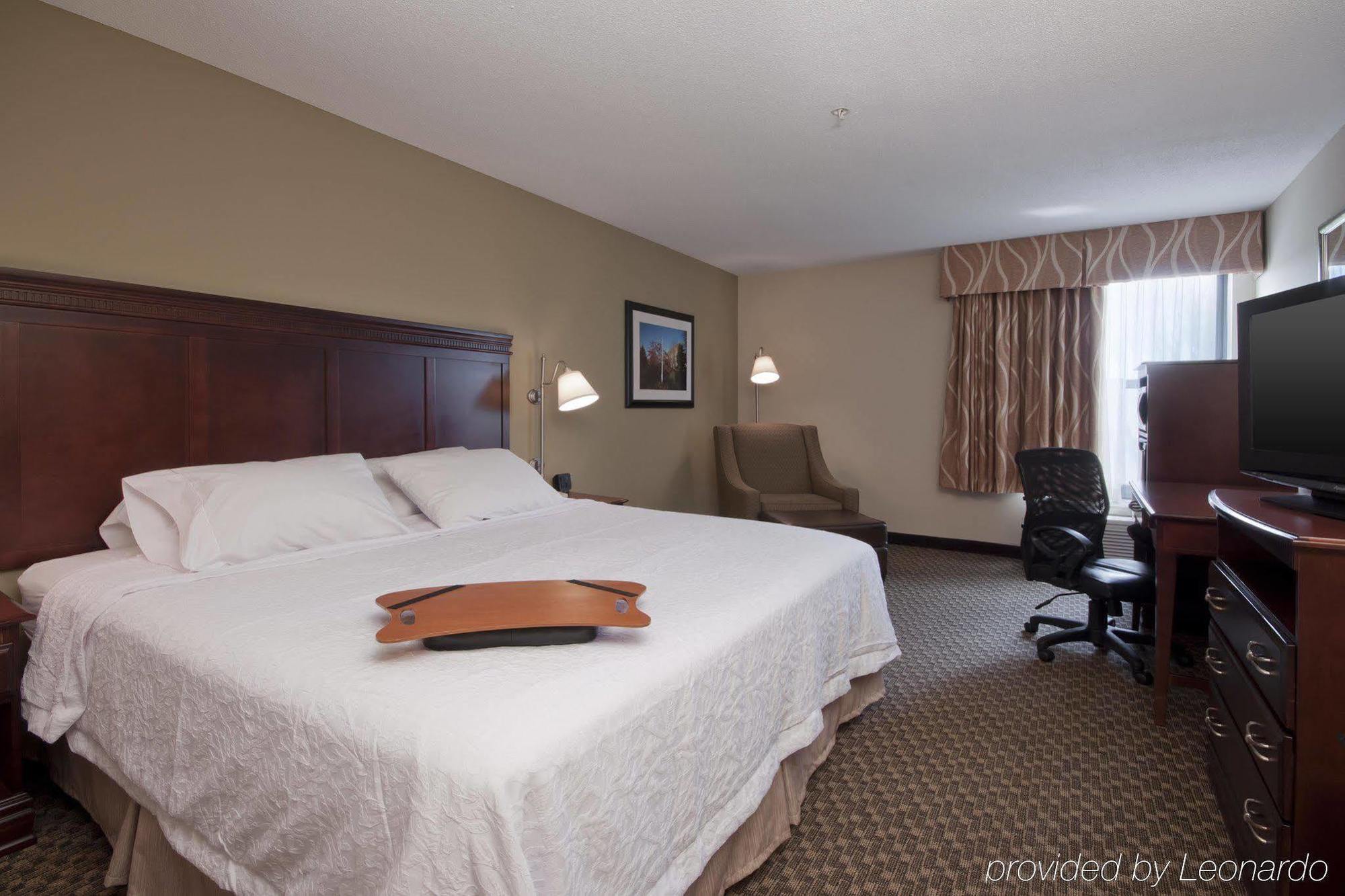 Hampton Inn East Lansing Exterior foto
